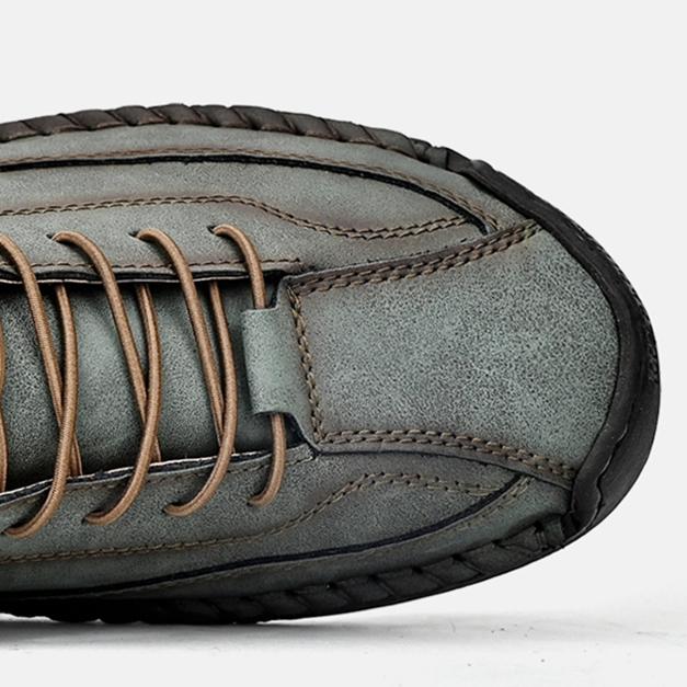 Hand-stitched Leather Shoes for Men Outdoor Light and Non-slip Walking Hiking Shoes Men Big Size 38-48 Slip-On Driving Loafers