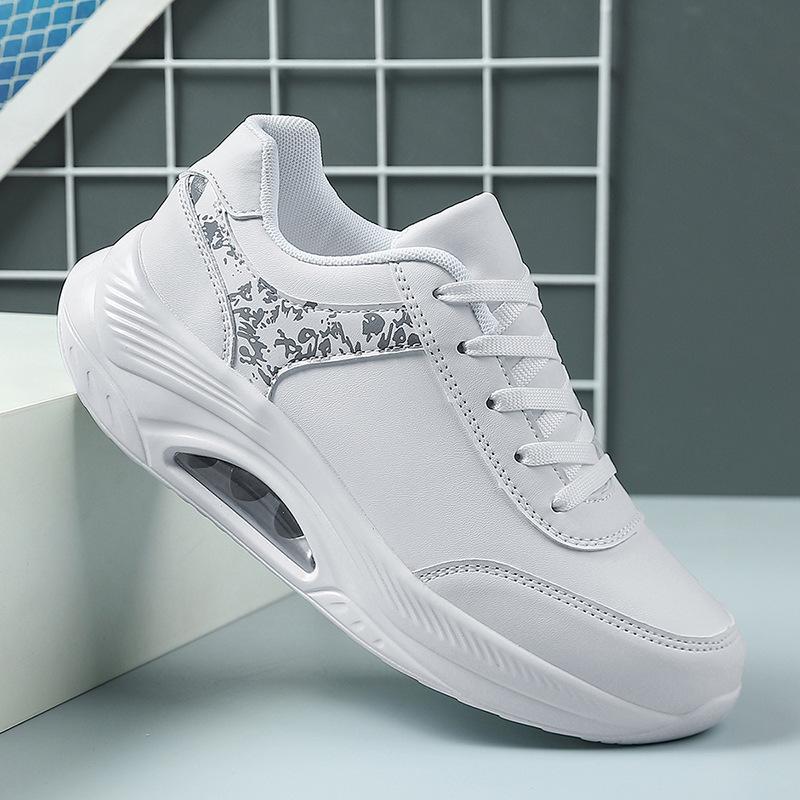 Tanzschuhe Damen Herbst und Winter neue Square Dance Schuhe weiche Sohle Mode Leder Tanzschuhe wasserdicht Outdoor vielseitige Freizeitschuhe