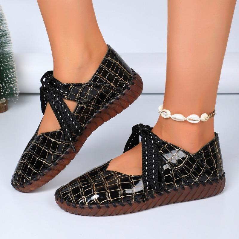 Fashion Women's Flat Shoes Spring New Round Head Shallow Mouth Front Strap Soft Sole Anti-slip Wear-resistant Single Shoes