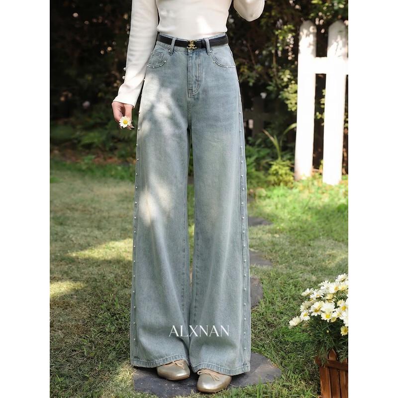 Women s Loose Fit Blue Jeans L