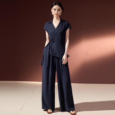 Abiti e completi – Completi con pantaloni