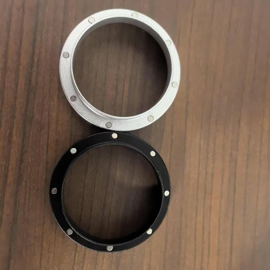 Univerzální magnetický dávkovací kroužek na kávu proti rozstřiku, pasuje na 51, 53, 58mm kávovary