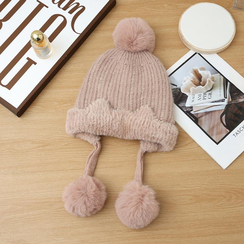 Autumn and winter hats, women's hairball knitted hats, fleece ear protectors, warm wool hats, fashionable and versatile bald hats