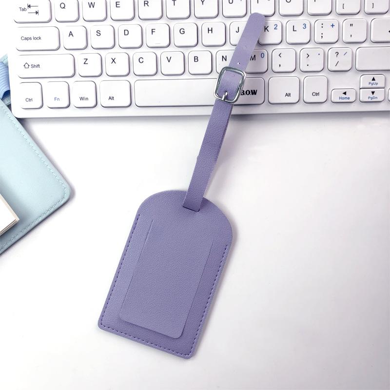 

1PCS PU Багажна бирка Світла м’яка дорожня аксесуара Дорожній колір Багажна бирка літака Посадковий талон Бирка для валізи Pu шкіра
