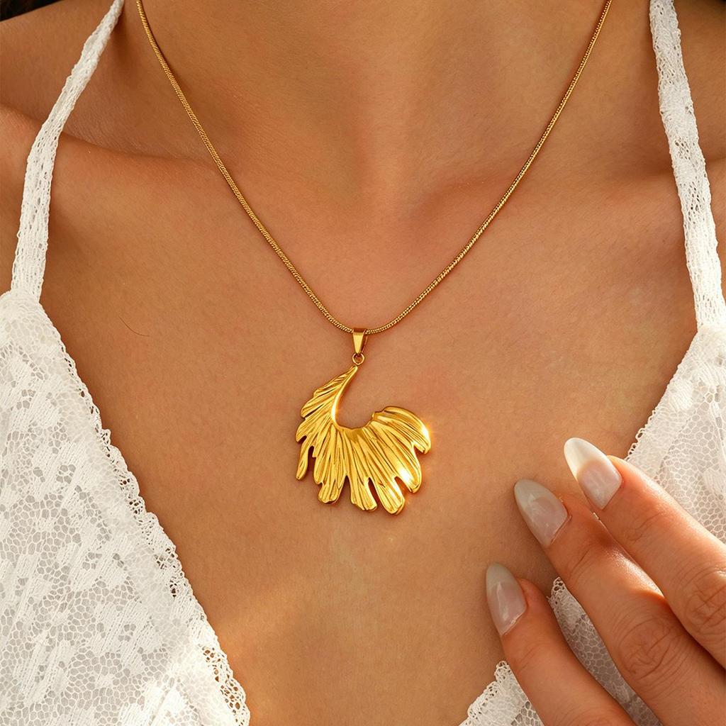 18K Gold Stainless Steel Feather Pendant Necklace for Women