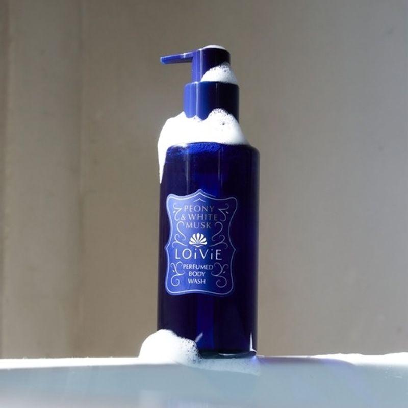 LOIVIE Peony & White Musk Perfumed Body Wash 290ml single type