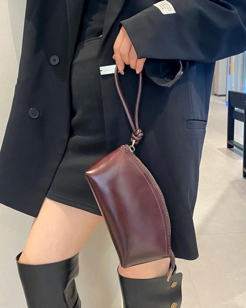 Retro First-layer Cowhide Women's Bags Women's Bags Fashionable and Practical Dumpling Bags Shell Bags Simple and Versatile Hand Grab Bags