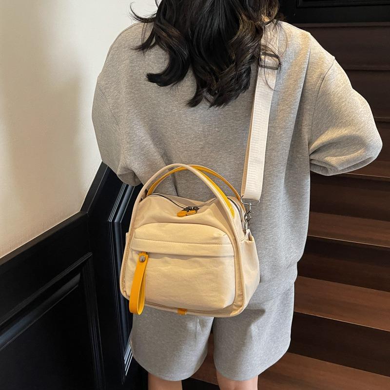 Casual versatile nylon cloth small bag New fashion portable shoulder bag Commuter messenger bag