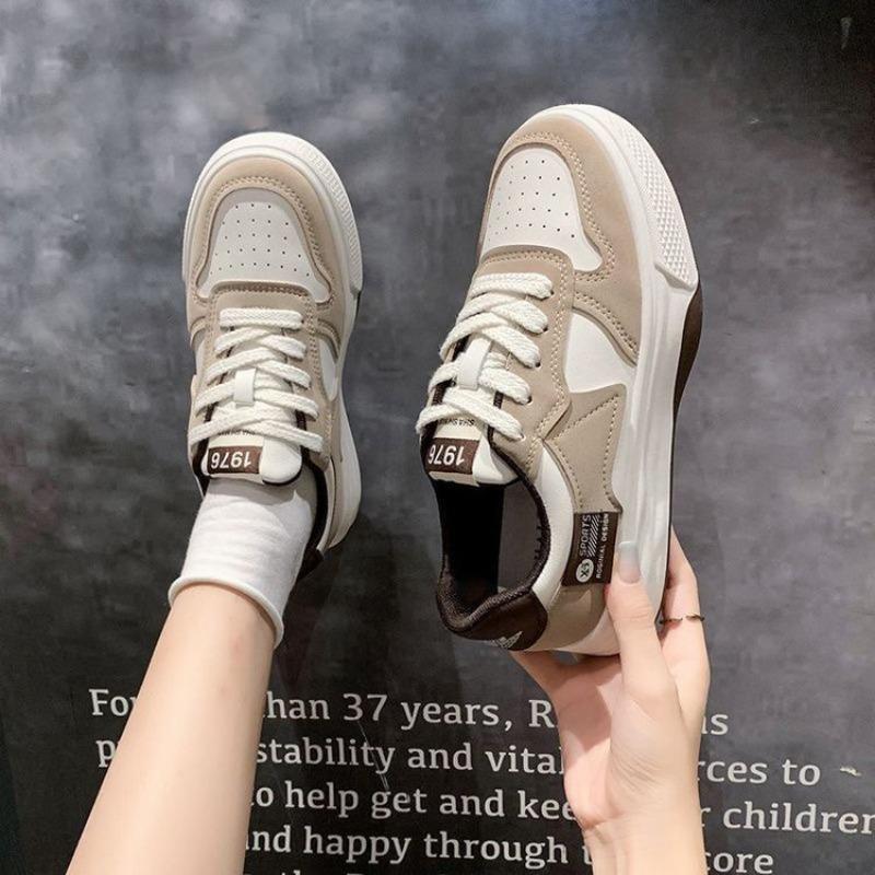 Women's Spring Autumn Thick Soled Casual Sports Shoes Students Simple Comfortable Versatile Shoes