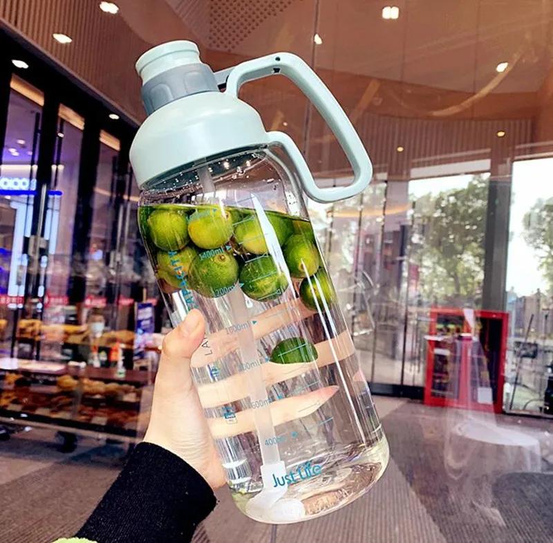 1.8L Plastic Large Capacity BPA Free Water Bottle with Straw Outdoor Sports Bottles with Lid Hiking Camping Bottle