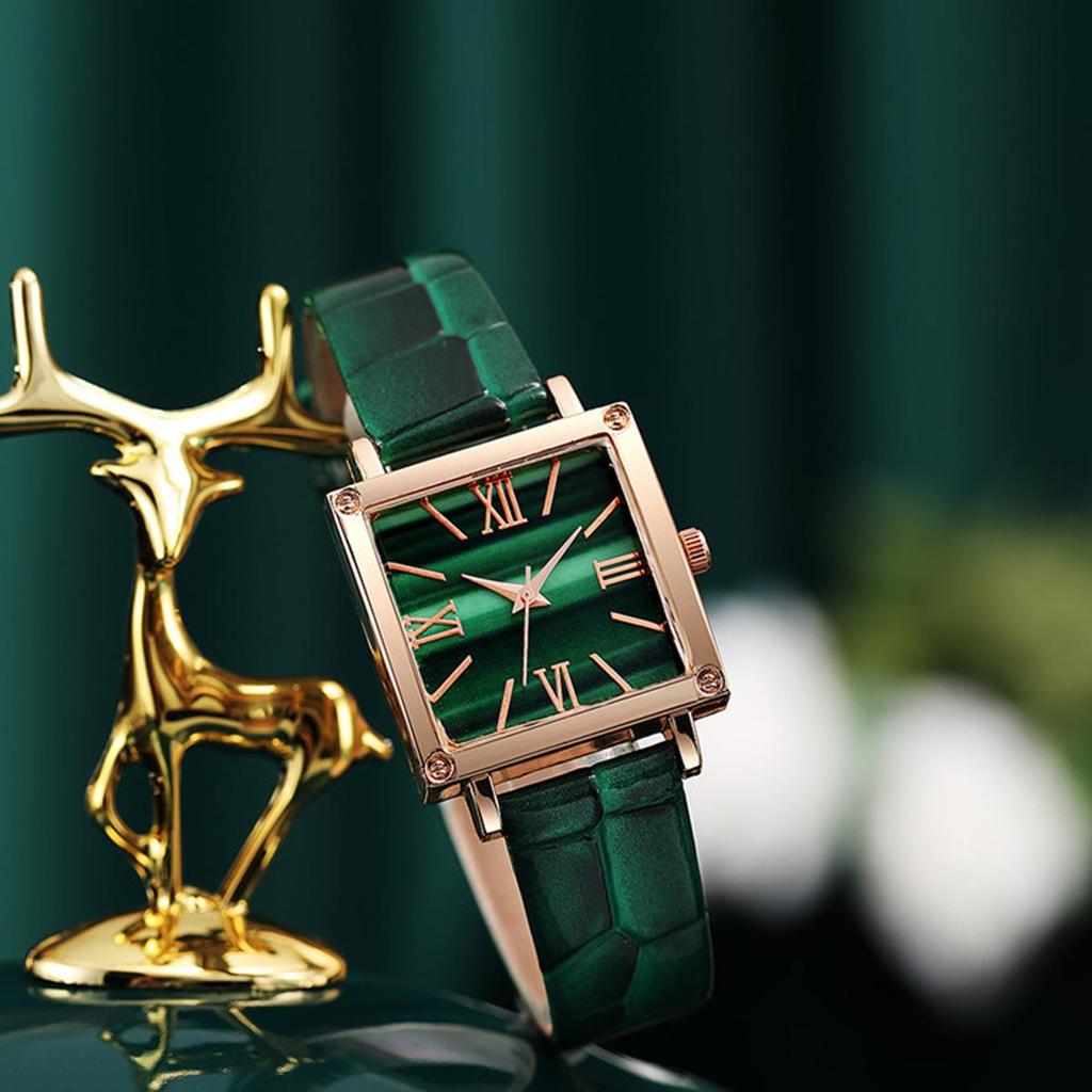 Kwadratowy Zegarek Rzymski i Bransoletka z Kamieniami Szlachetnymi: Zegarek na skórzanym pasku + Bransoletka z kamieni szlachetnych.