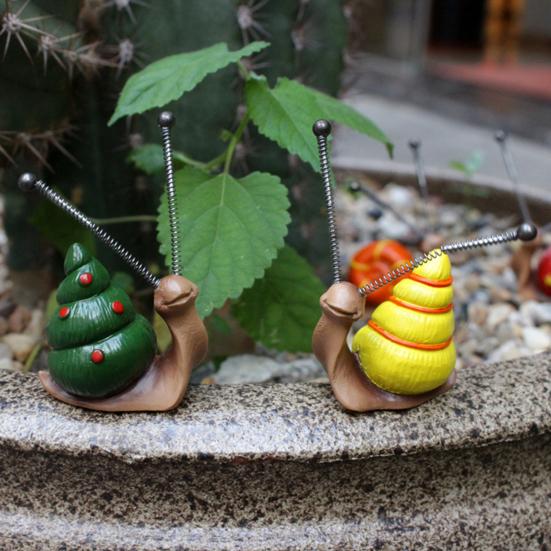 4Pcs Colorful Snail Figurine Spring Tentacles Snail Statue Resin Animal Sculpture Outdoor Garden Lawn Yard Flower Pot Decoration Ornament