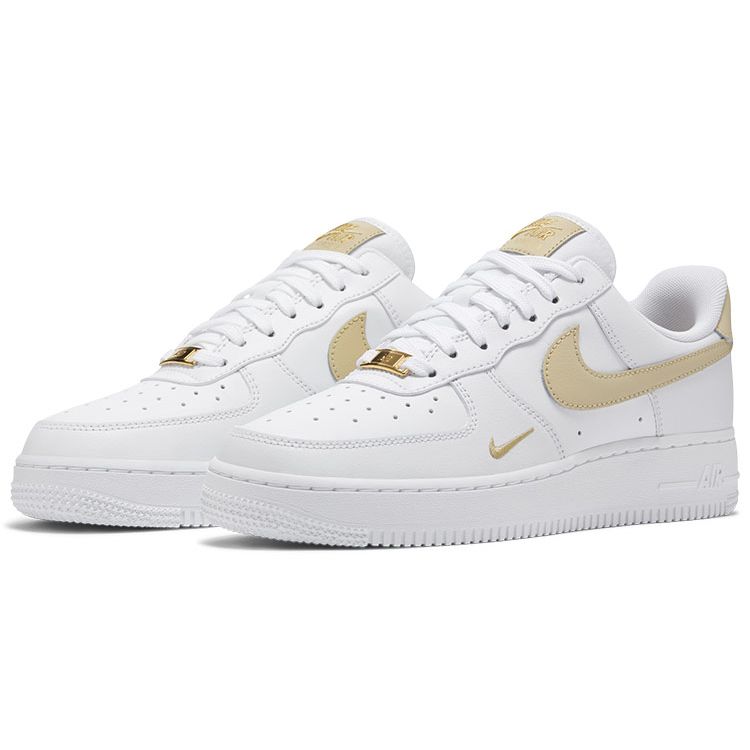 Nike Dámské tenisky Air Force 1 07 Essential White Ratan CZ0270-105