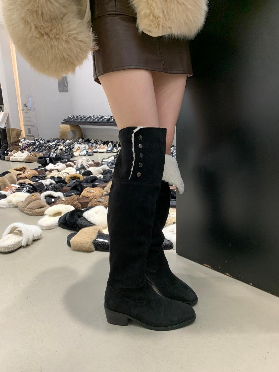 

Pile boots retro niche small long boots French women s boots autumn and winter versatile western cowboy boots knight boots 39