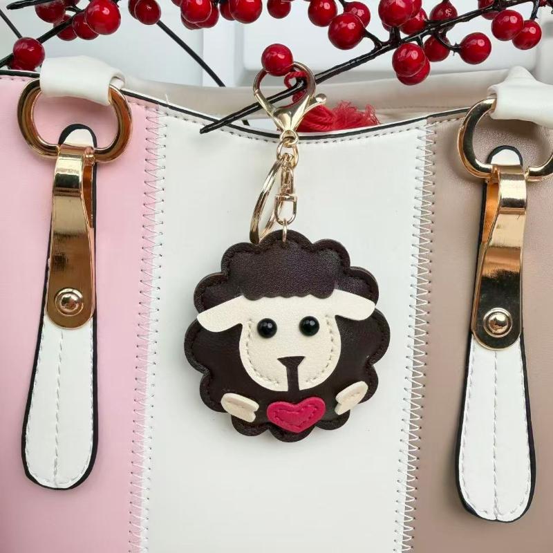 Cute Lamb Pu Leather Keychain Cartoon Sheep Bag Pendant Ornament Handbag Car Key Holder Decoration 2027 New Year Gifts