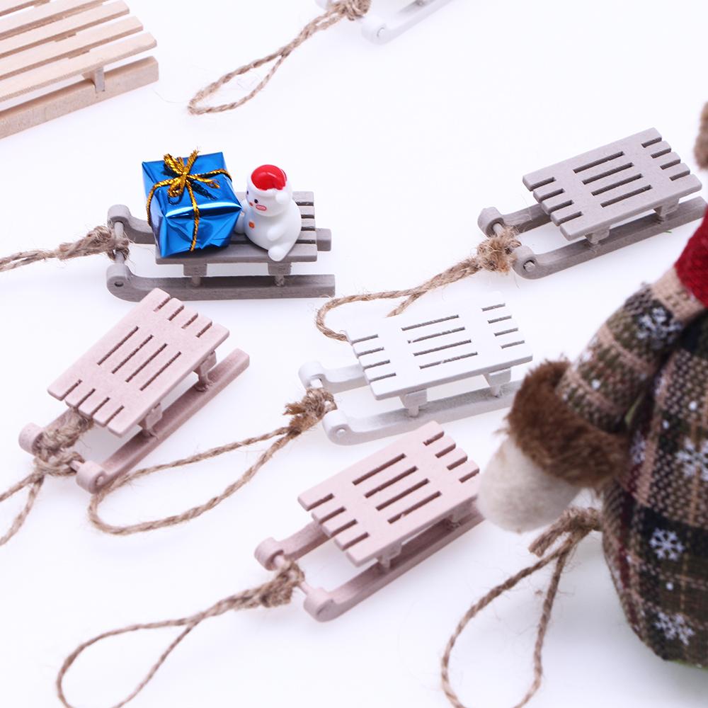 1Pc Dollhouse Miniature Wooden Sledge Christmas Tree Craft Pendant Mini Solid Sleigh Wood Small Scene Hanging Xmas Gift Decor