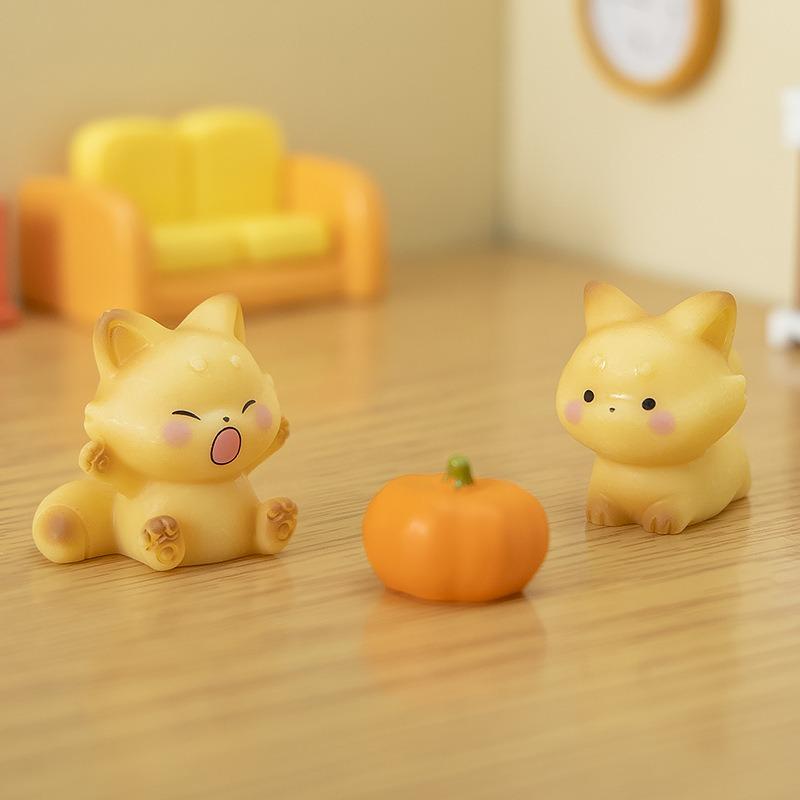 6Pcs Micro Landscape Cute Little Fox Home Diy Decoration Doll House Office Car Mounted Resin Small Ornament Accessories