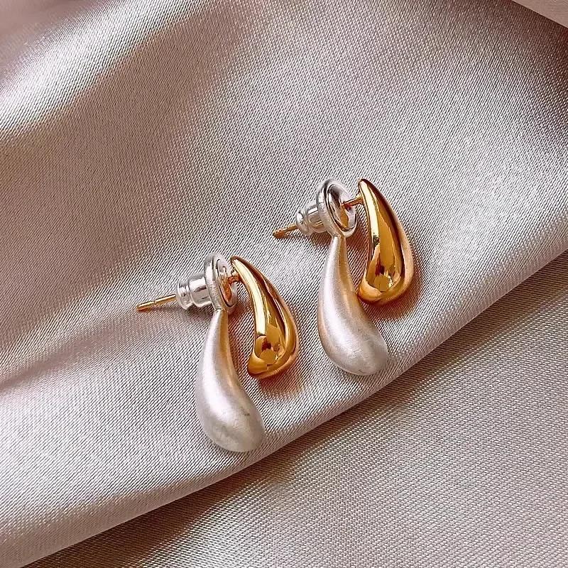 

Exaggerated Metal Glossy Irregular Distorted Geometric Large Earrings for Women Fashion Personality Party Vintage Zircon Gifts
