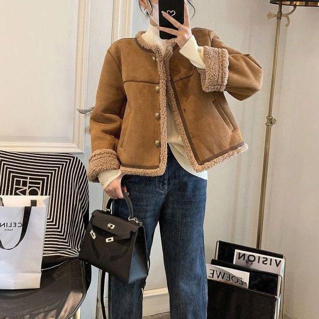 Korean Style Women's Short Winter Fleece-Lined Leather Jacket with Lambswool