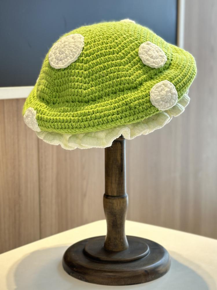 Korean Sweet And Cute Mushroom Beret Women Hand-Crocheted Polka Dot Lace Crochet Wool Hat Autumn Winter Warm Knitted Painter Hat