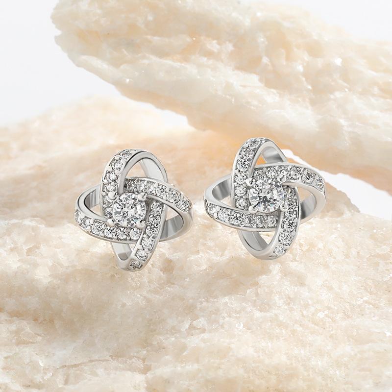 Thread Flower Rotating Earrings Compact Fragrant Style Korean Version Lucky Grass Necklace Set Four-Leaf Clover Earrings