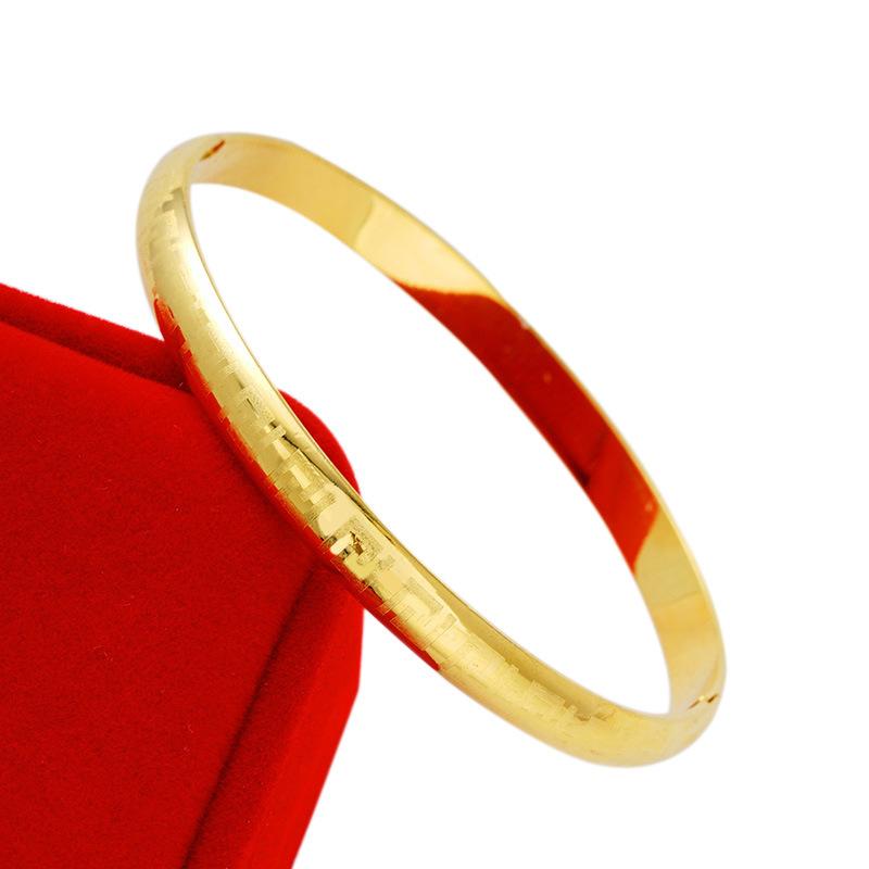 Open Great Wall Pattern Women’s Fashion Plated Heart Sutra Bracelet