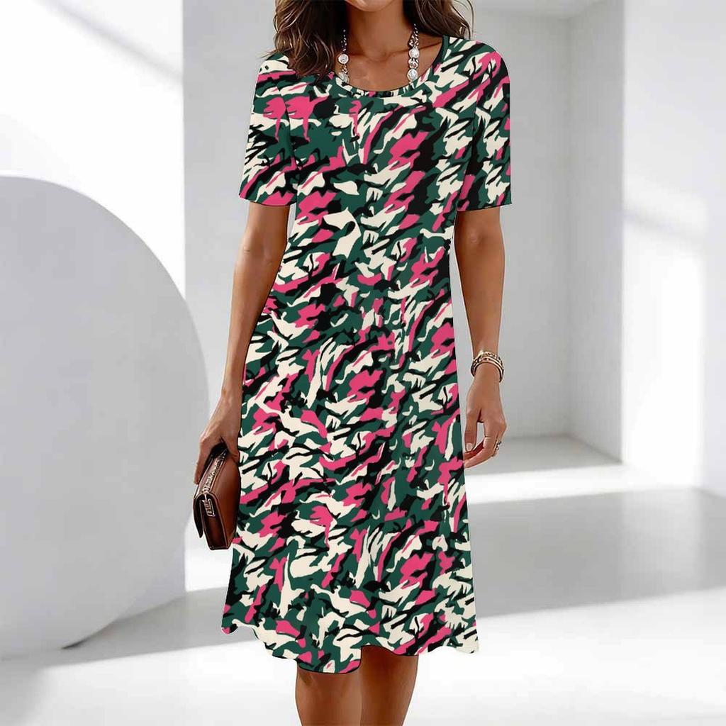 Ladies Crew Neck Plus Size Short Sleeve Dress Bright Wild Meadow Print For Outdoor Brunch
