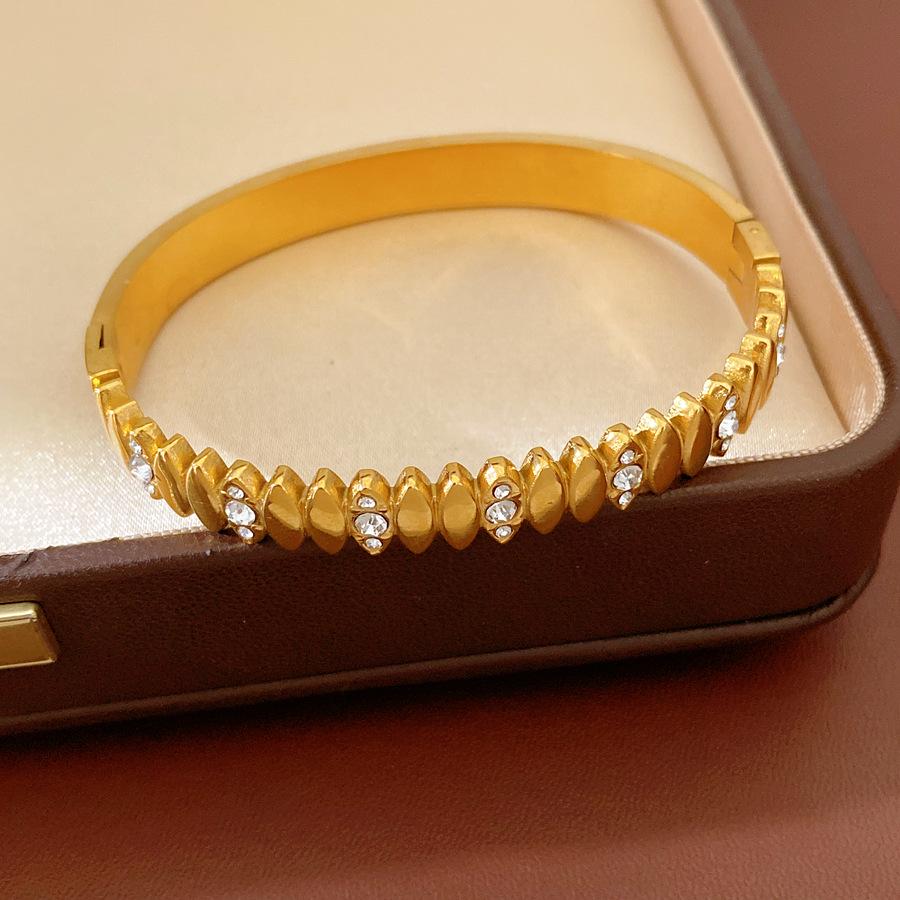 Gold Layered Zircon Buckle Stainless Steel Bracelet – Chic, Versatile Luxury Jewelry for Women