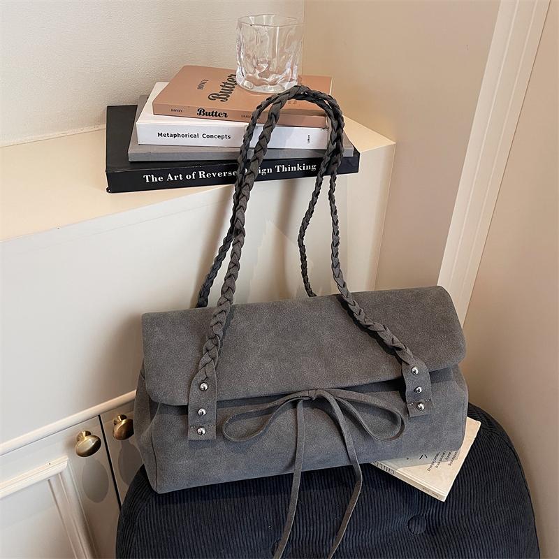 Simple and Stylish Women's Shoulder Bag Woven Shoulder Strap Tassel Bow Decoration Large Capacity Casual Daily Bag Suitable for  Women's Holiday Gift