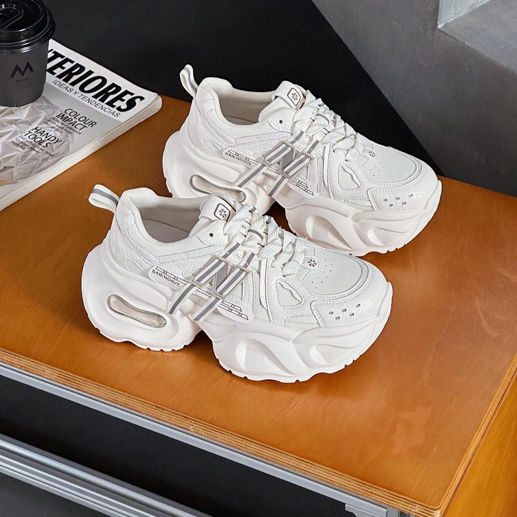 European station dad shoes women's 2025 autumn new versatile leather air cushion thick sole heightening mesh casual sports shoes