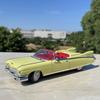 Diecast 1:32 Scale  American Emotional Car Cadillac Classic Car Alloy Car Model Collectible Toy Gift Souvenir Display Ornament