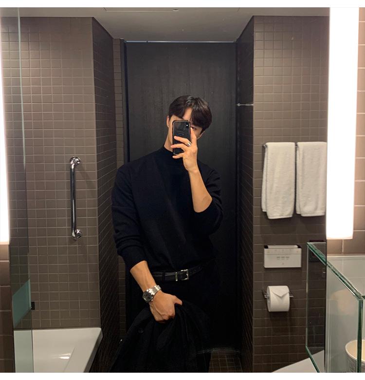 Men’s Autumn/Winter Loose High-Collar Sweater: Korean Style, Solid Color, Long Sleeve.
