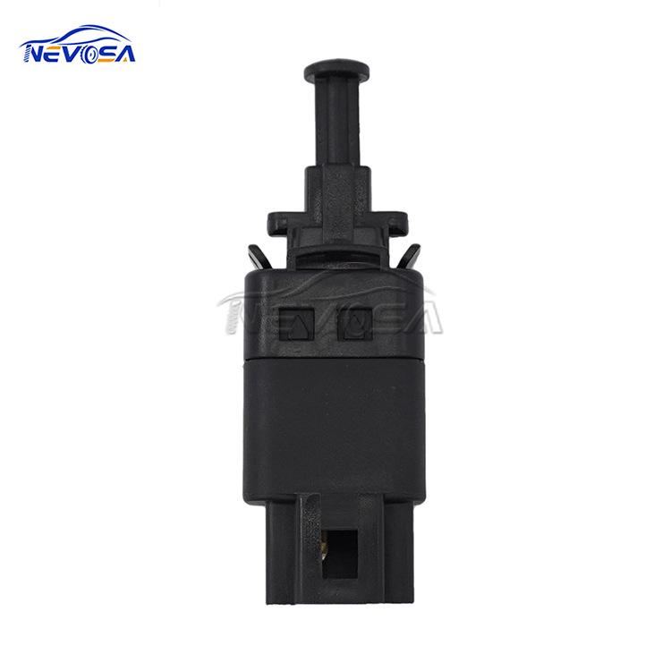 Chevrolet Buick Brake Light & Reverse Switch, Part #96874570