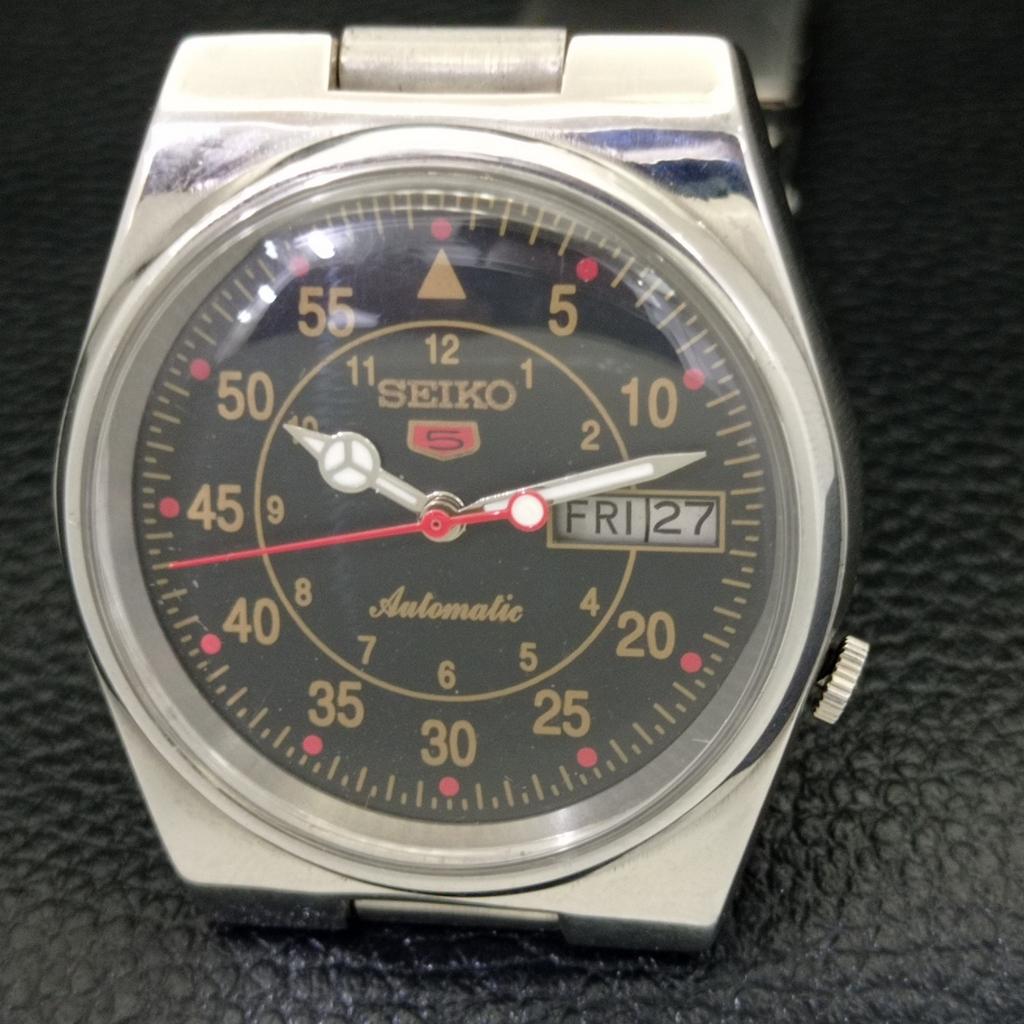 USED GENUINE VINTAGE SEIKO 5 AUTOMATIC JAPAN MENS BLACK DIAL WATCH a434297-2 R120-a434297