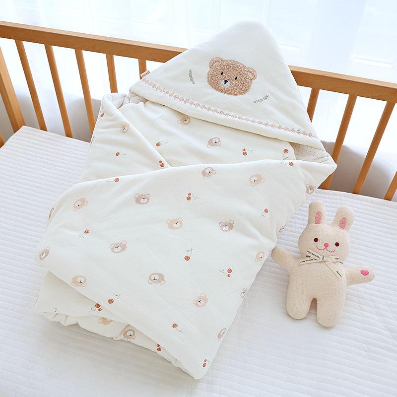 95*95cm Newborn Swaddle Blanket Thick Cotton Cartoon Winter Baby Wrap for Delivery Room Outdoor Soft Infant Carrying Wrap Gift