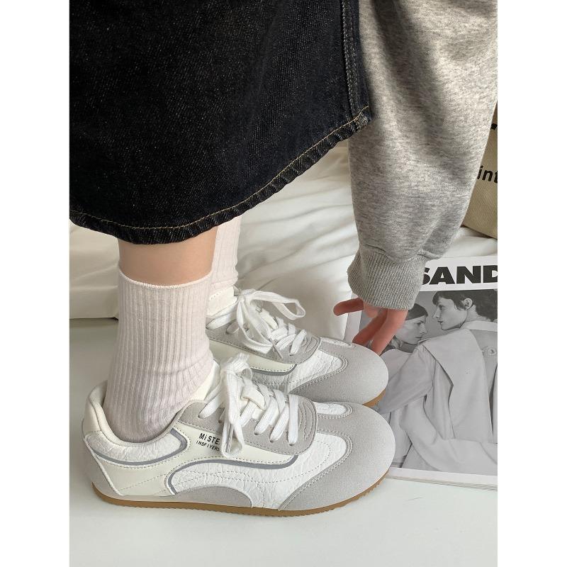 Frühling und Sommer neue vielseitige Retro-Freizeitschuhe mit weicher Sohle weiße Schuhe 2682