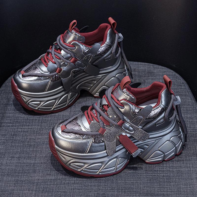 Internet celebrity dad shoes women 2025 spring small thick sole heightening explosion casual fashion versatile student women's shoes