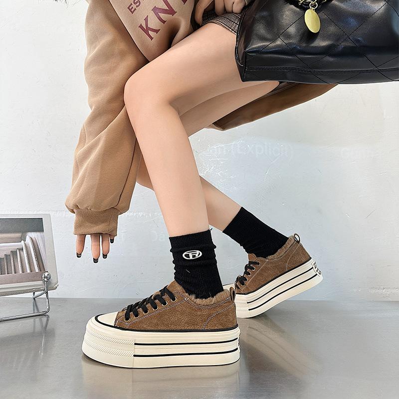 Damen Winter 2026 Neue Dicksohlige Schnürung Mattes Leder Runde Spitze Lässige Board Schuhe für Damen