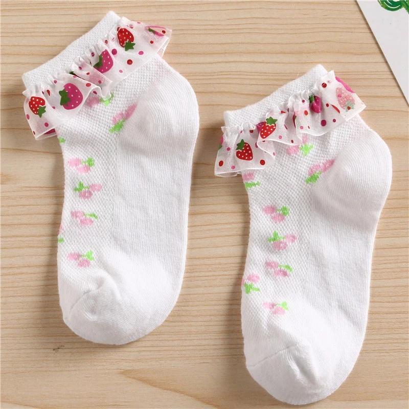 Girls Strawberry Print Ruffle Socks Breathable Eyelet Ankle Socks Cute Summer Cotton Boat Socks For Kids