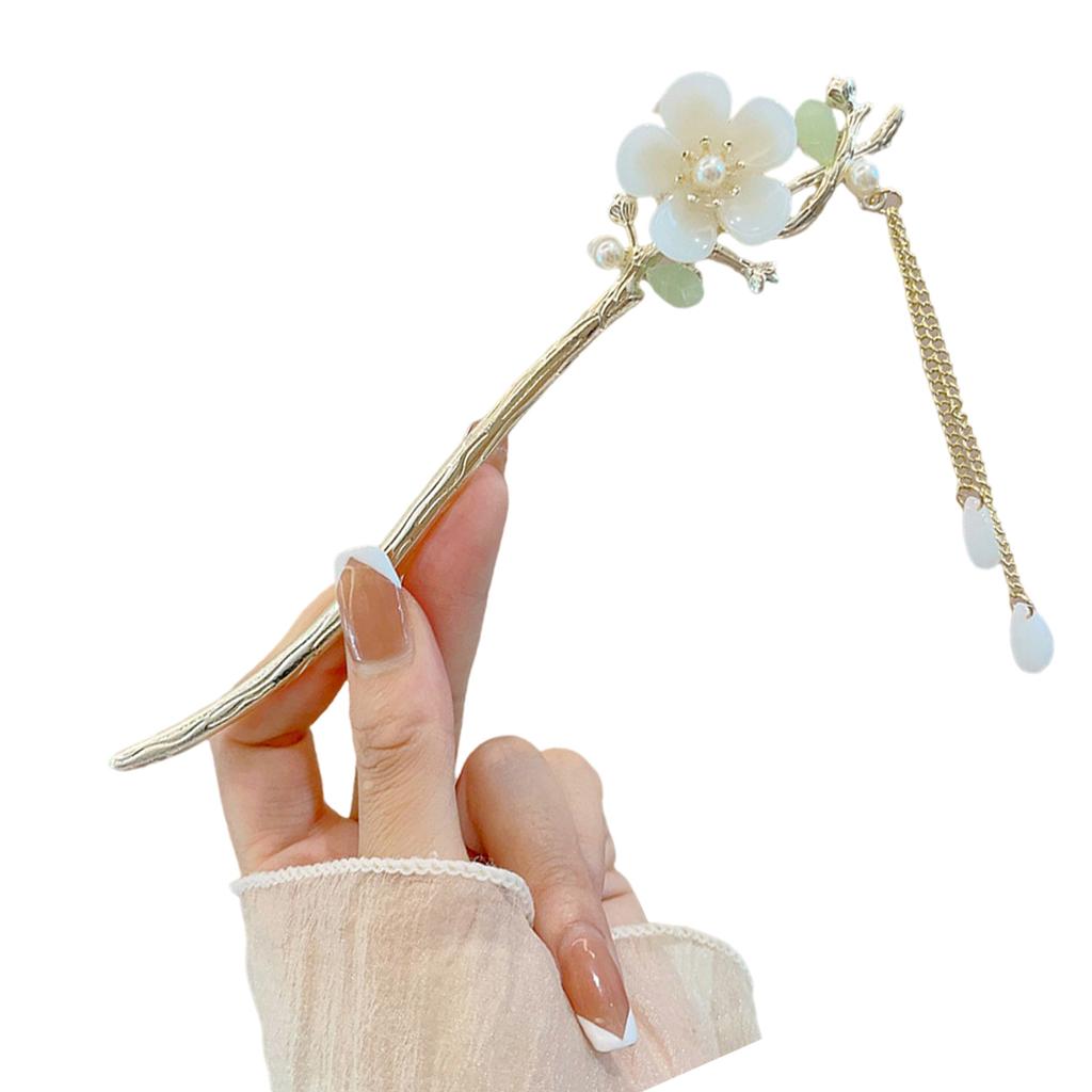 Ancient Style Metal Hair Stick For Women Elegant Hairpin For Wedding Party And Daily Use With Flower and Tassels Decors