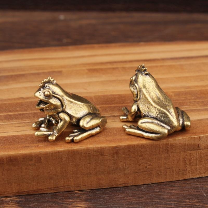 Brass Ornaments, Brass Frog Figurine, Small Home Decor, Animal Figurines, Chihuahua Sculpture.