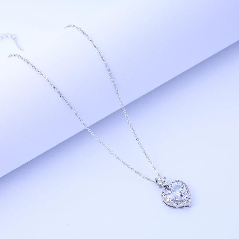 Zircon pendant necklace Retro court style temperament full of diamonds, colored gemstones, titanium steel chains, cross-border p