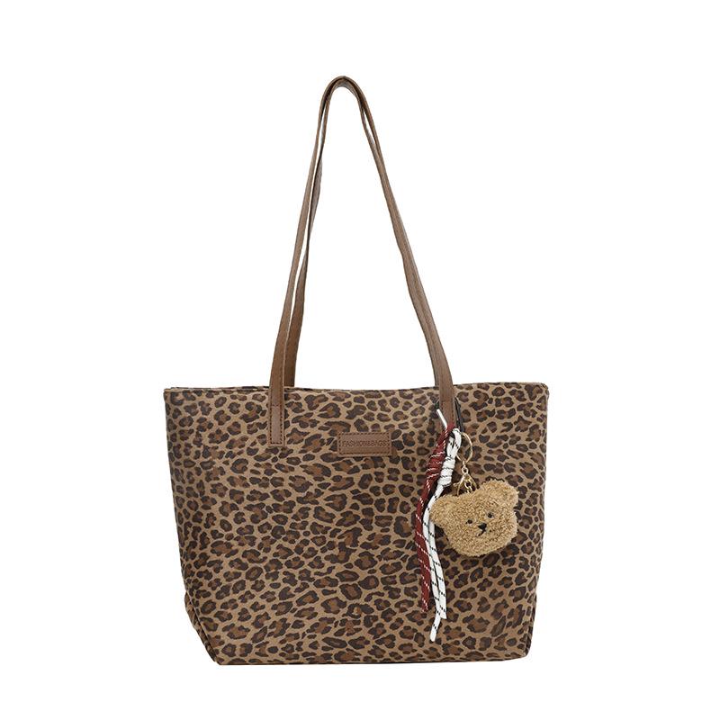 Leopard Print European Retro Tote Bag: Fashionable, Versatile, Large-Capacity Shoulder Handbag for Women