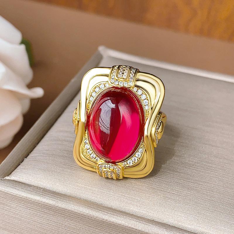 Schmuck Europäischer Simulations-Korund Grüner Chalcedon Schlichtes Vintage-Set Haupt 15 * 20