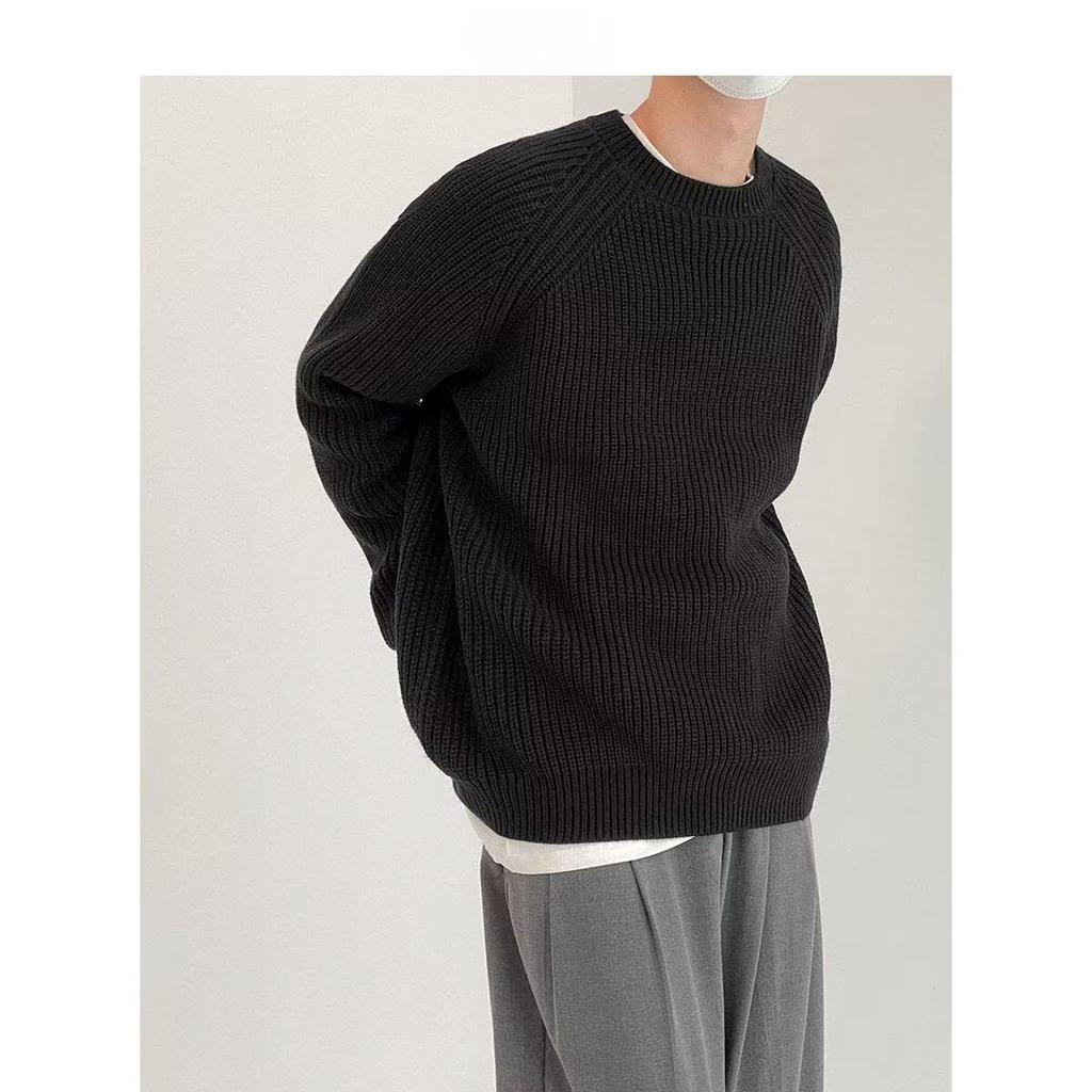 Men's Korean Style Round Neck Solid Color Sweater - High-End & Trendy Autumn/Winter Casual Pullover