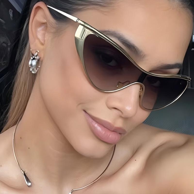 Luxury Brand Y2K Eyewear Cat Eye Personality Sunglasses with Metal Gold/Silver Frame UV400 Lenses for Women Men
