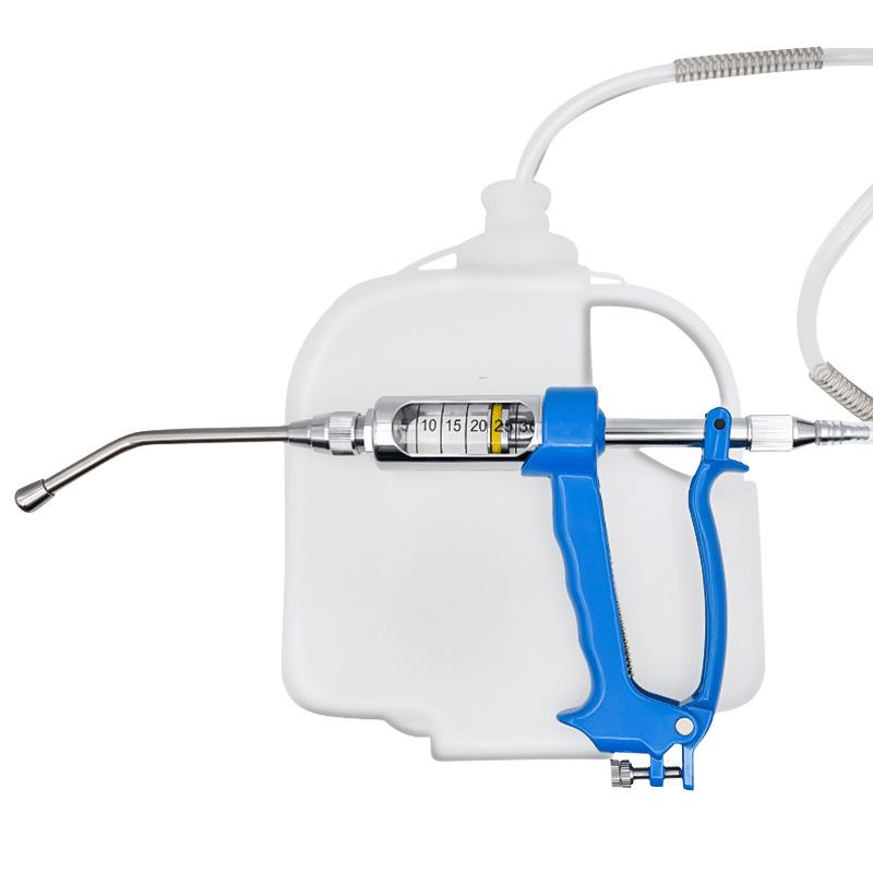 Adjustable Stainless Steel Drenching Gun with Bottle for Pigs, Cattle, and Sheep Feeding.