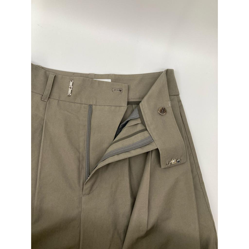 SOV. Khaki present type lighter wide pants Bottoms 36 BrownUsed