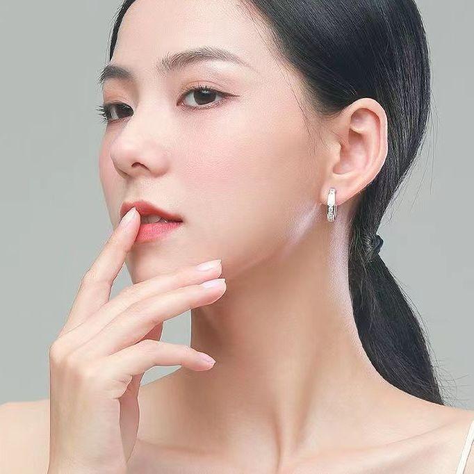 Luxury Korean Rhinestone Hoops: Sparkly Moissanite Earrings for Men & Women