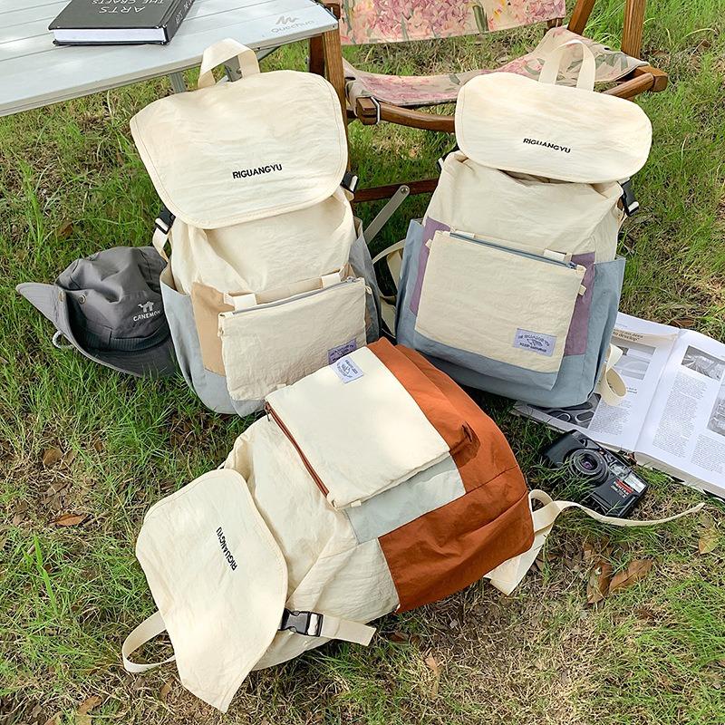 Casual and Lightweight Backpack New Large-capacity Commuter Student Schoolbag Travel Backpack